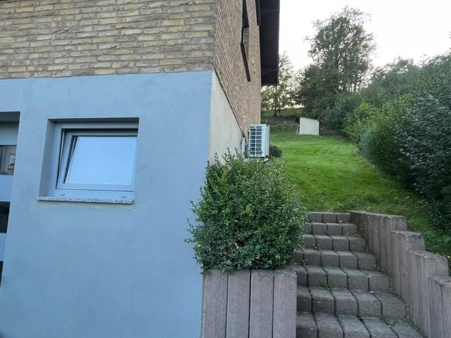 Вилла Gemuetliches Feriendomizil*Eifel* Бад-Мюнстерайфель Экстерьер фото